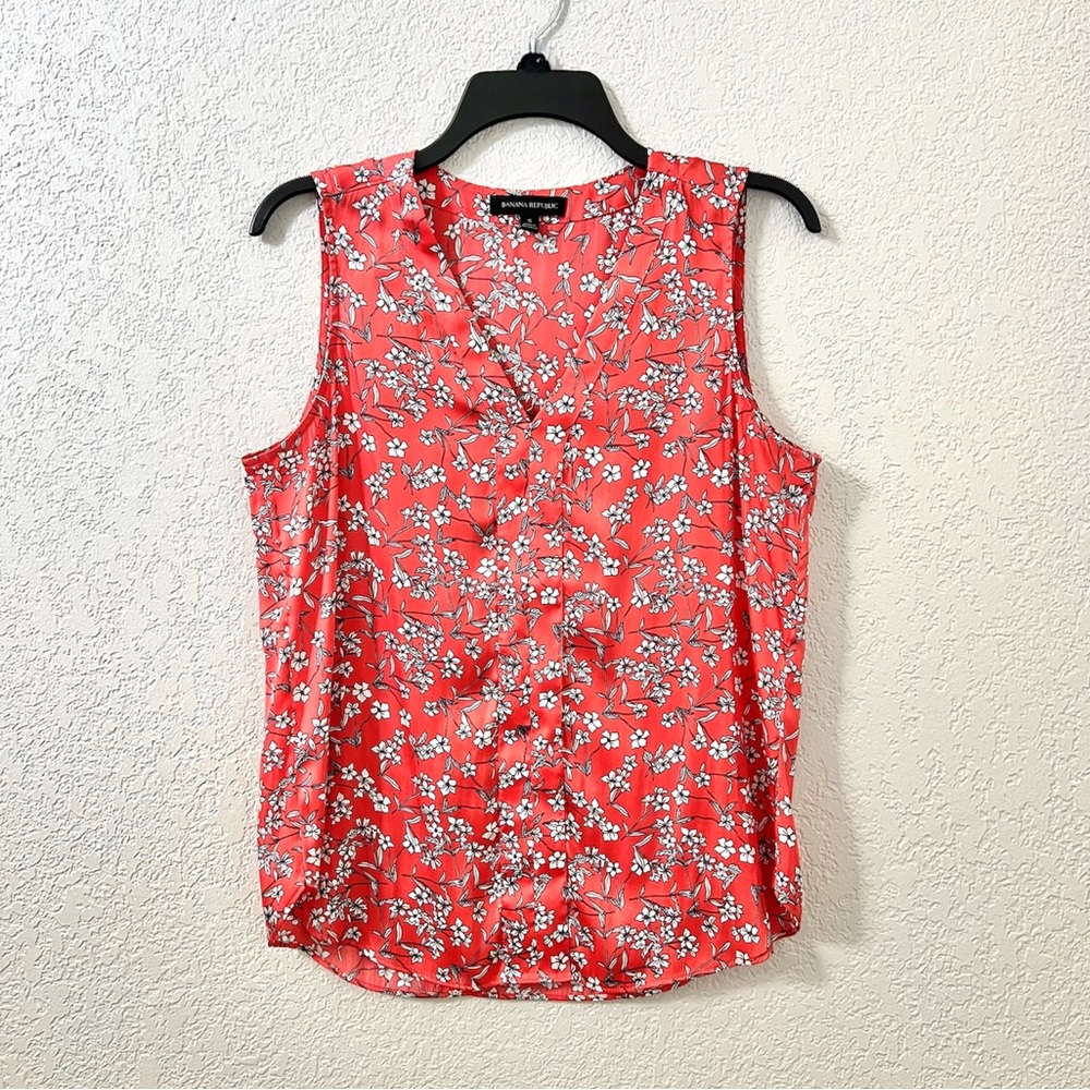 Banana Republic Red Coral Red Floral Sleeveless Blouse Lightweight Casual Top S